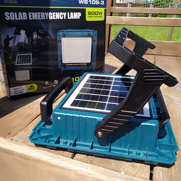 Прожектор - светильник на солнечной батарее Solar Emerygency Lamp 800W, аккумулятор 10х18650 мАч / Power Bank